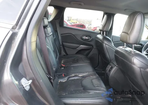 2019 Jeep Cherokee Latitude Plus 4X4 from USA, damaged, VIN 1C4PJMLB5KD194553